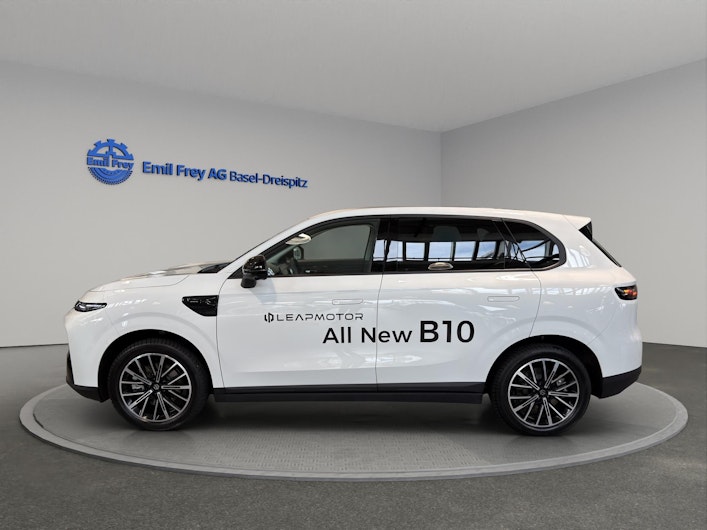 Vehicle image LEAPMOTOR B10