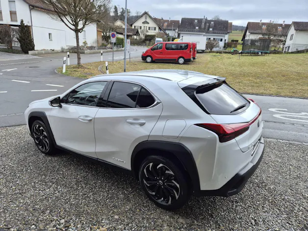 Lexus UX 300e Excellence