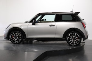 Vehicle image MINI F66 2.0i John Cooper Works