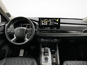 MITSUBISHI OUTLANDER 9