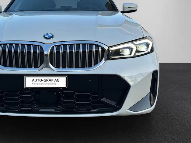 BMW 330d M Sport xDrive SAG Touring