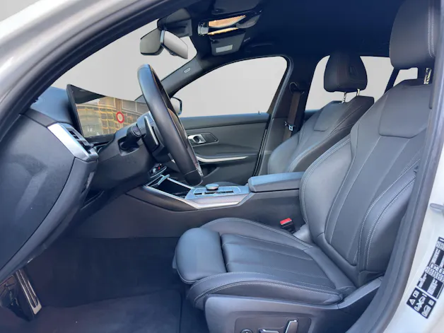 BMW 330d M Sport xDrive SAG Touring