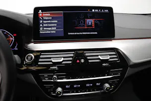 BMW 520d xDrive paddles Touring
