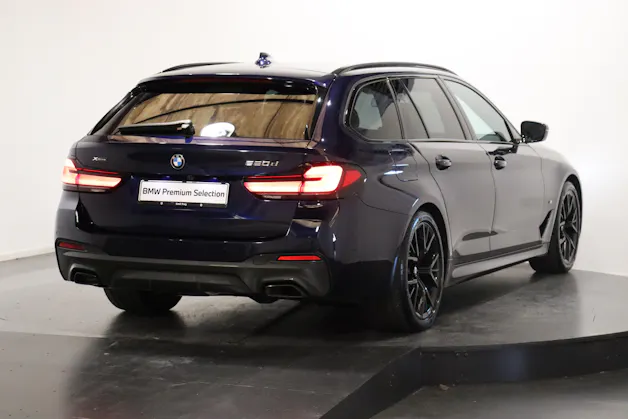 BMW 520d xDrive paddles Touring