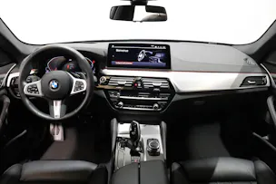 BMW 520d xDrive paddles Touring