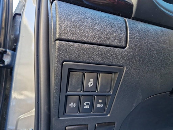 Vehicle image 15 Vehicle image 15