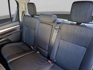 Toyota Hilux Double Cab.-Pick-up 2.8 48038/004