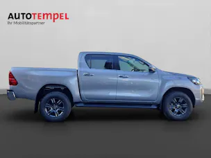 Toyota Hilux Double Cab.-Pick-up 2.8 48038/004