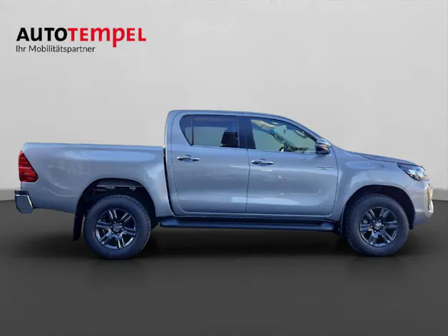 Toyota Hilux Double Cab.-Pick-up 2.8 48038/004