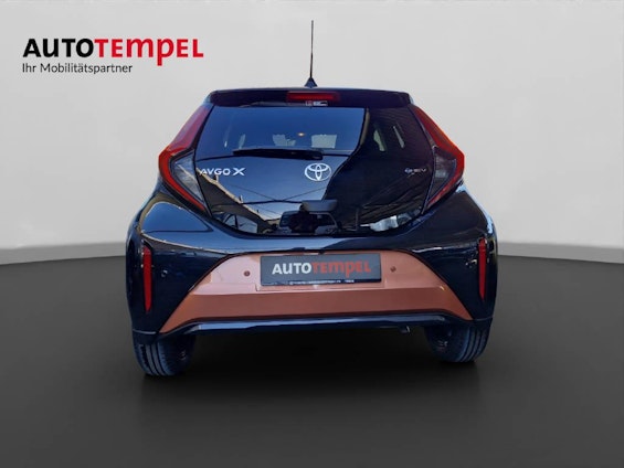 Vehicle image 7 Vehicle image 7