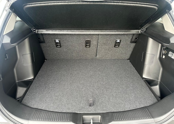 Vehicle image 10 Vehicle image 10