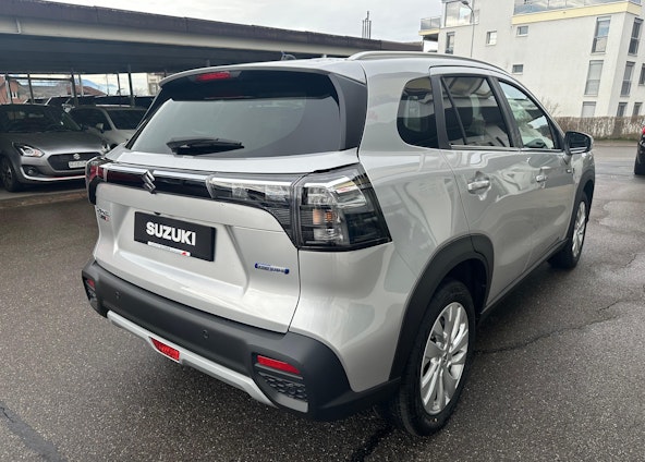 Vehicle image 6 Vehicle image 6