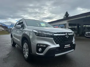 Suzuki S-Cross 1.4 T Sakura Hybrid 4x4