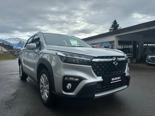 Suzuki S-Cross 1.4 T Sakura Hybrid 4x4