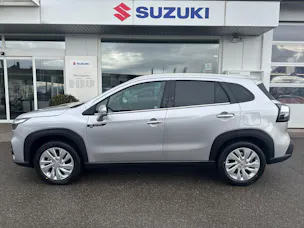 Suzuki S-Cross 1.4 T Sakura Hybrid 4x4