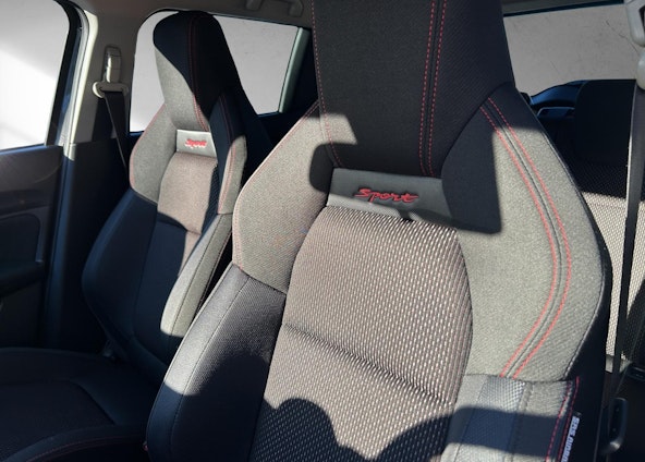 Vehicle image 7 Vehicle image 7