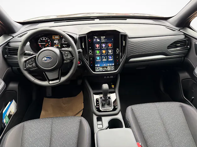 Subaru Forester Station 2.0i e-Boxer Swiss Plus