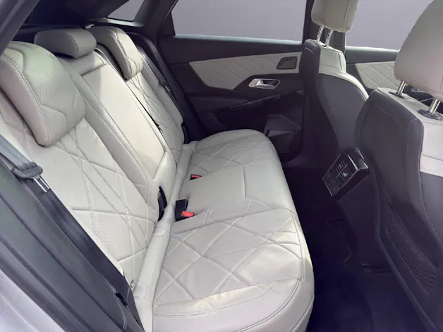DS Automobiles 7 E-Tense 300 BE Chic