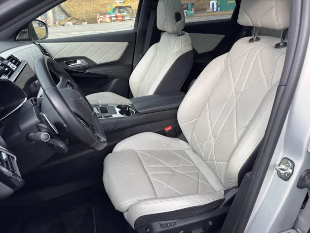 DS Automobiles 7 E-Tense 300 BE Chic