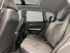 Fahrzeugbild SUZUKI Vitara 1.4 T Sakura Top Hybrid 4x4