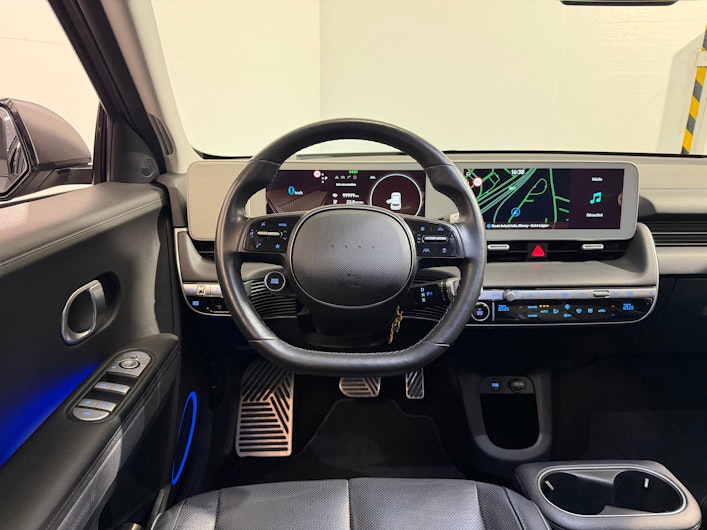 Vehicle image HYUNDAI IONIQ 5
