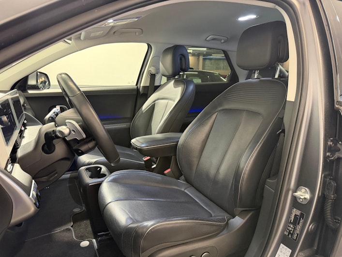 Vehicle image HYUNDAI IONIQ 5