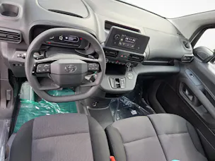 Toyota PROACE CITY Van L2 52KWh Active