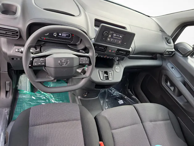 Toyota PROACE CITY Van L2 52KWh Active