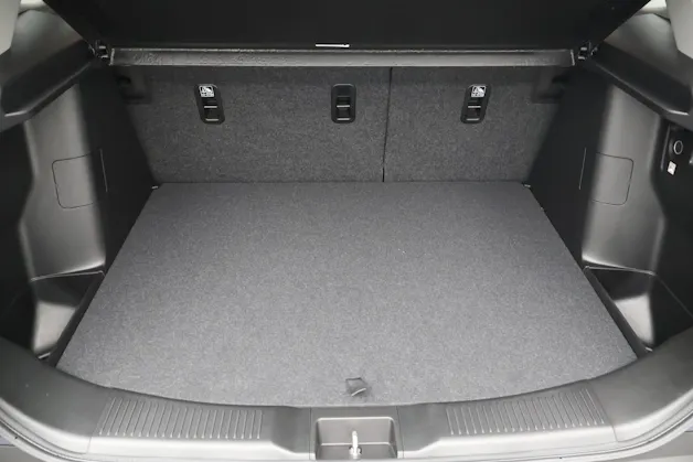Suzuki S-Cross 1.4 T Sakura Top Hybrid 4x4