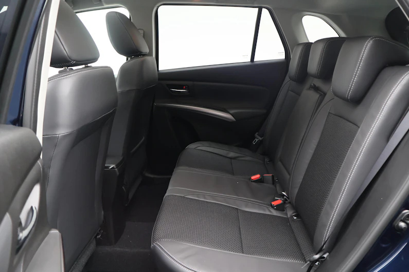image du véhicule SUZUKI S-CROSS