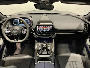 https://vehicle.imgix.net/4179166/1d4cc041-e186-4716-a04a-631ff8d0b214.jpg