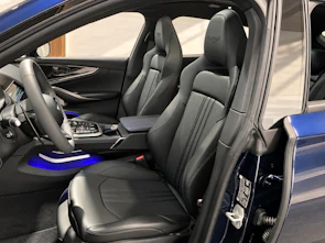 image du véhicule ASTON MARTIN DBX 707 4.0 V8 Bi-Turbo