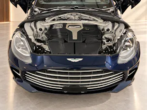 ASTON MARTIN DBX 707 4.0 V8 Bi-Turbo