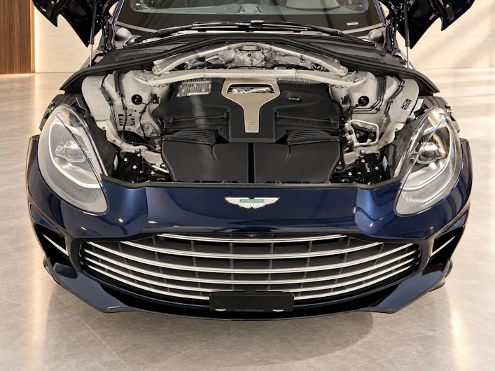 immagine del veicolo ASTON MARTIN DBX