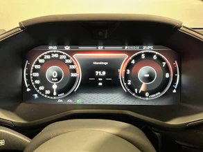 https://vehicle.imgix.net/4179166/5d1749d4-0553-41a7-aead-99af99d9397d.jpg