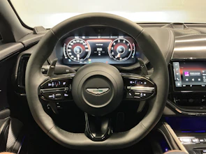 image du véhicule ASTON MARTIN DBX 707 4.0 V8 Bi-Turbo