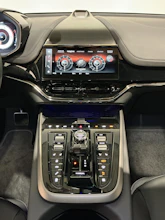 https://vehicle.imgix.net/4179166/b001ddbf-cd2f-4379-a006-8617c7640867.jpg