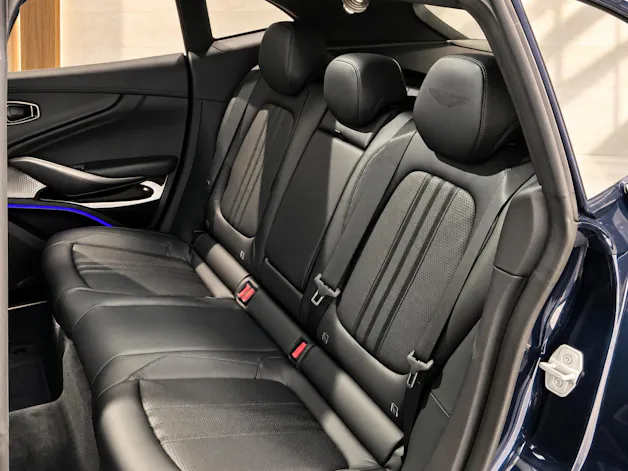 ASTON MARTIN DBX 707 4.0 V8 Bi-Turbo