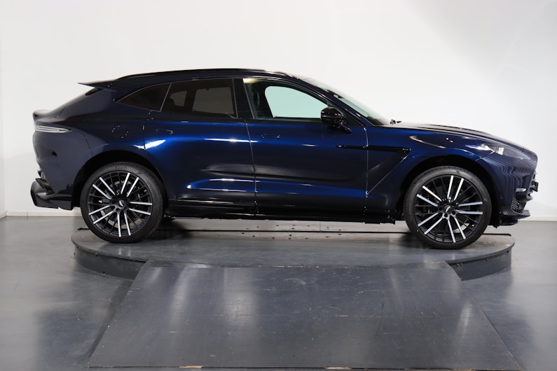Vehicle image ASTON MARTIN DBX