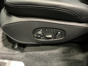 image du véhicule ASTON MARTIN DBX 707 4.0 V8 Bi-Turbo