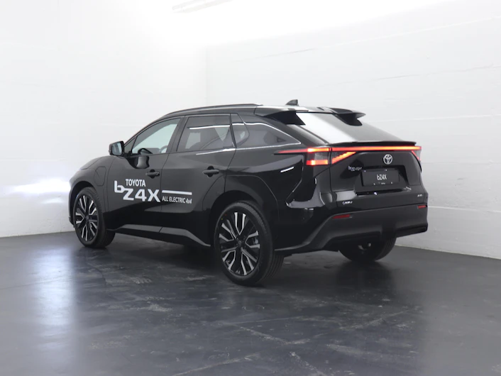 Fahrzeugbild TOYOTA BZ4X