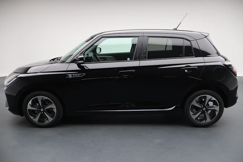 immagine del veicolo SUZUKI SWIFT