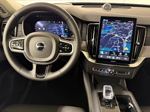 immagine del veicolo VOLVO XC90 2.0 B5 MH Plus Dark AWD