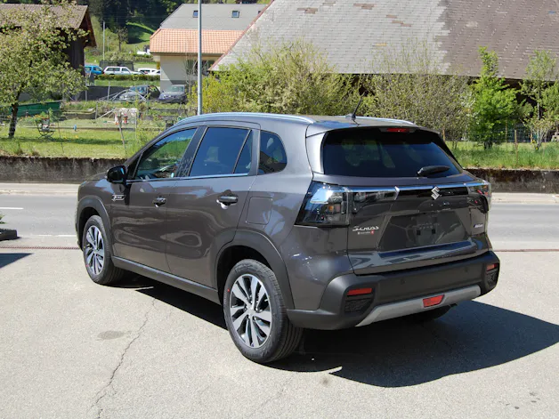 Suzuki S-Cross 1.4 T Sakura Top Hybrid 4x4