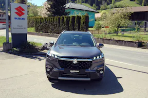 Suzuki S-Cross 1.4 T Sakura Top Hybrid 4x4