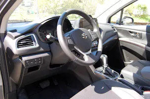 Suzuki S-Cross 1.4 T Sakura Top Hybrid 4x4
