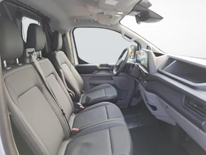 https://vehicle.imgix.net/4179207/8a4220ae-3761-4efa-8a3c-601fb0fd4b82.jpg
