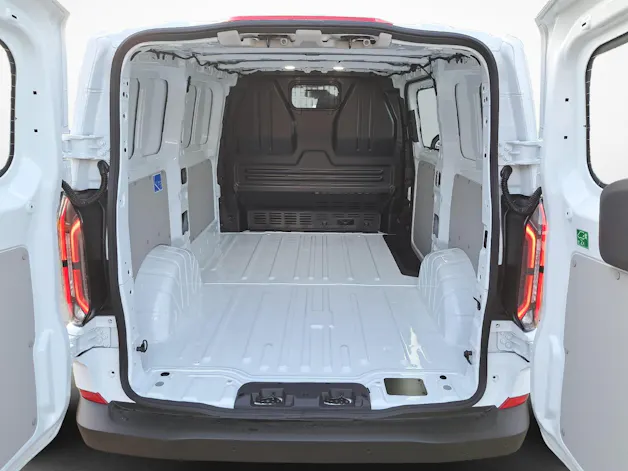 FORD E-Transit C Van 320 L1 Trend 4x4