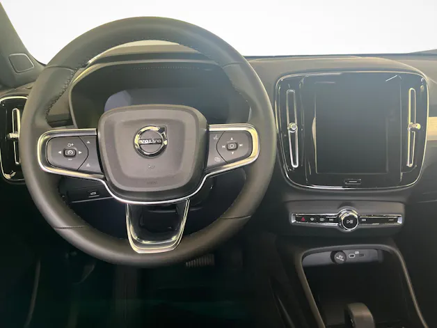 Volvo XC40 2.0 B4 MH Ultra Black Edition