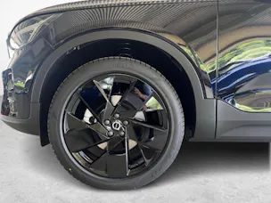 Volvo XC40 2.0 B4 MH Ultra Black Edition